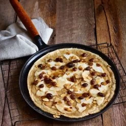 Staub 11" Cast Iron Crepe Pan With Spreader & Spatula | Matte Black 10 Staub 11" Cast Iron Crepe Pan With Spreader & Spatula | Matte Black -Cookware & Knives Shop 1212823 02