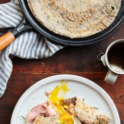 Staub 11" Cast Iron Crepe Pan With Spreader & Spatula | Matte Black 11 Staub 11" Cast Iron Crepe Pan With Spreader & Spatula | Matte Black -Cookware & Knives Shop 1212823 05