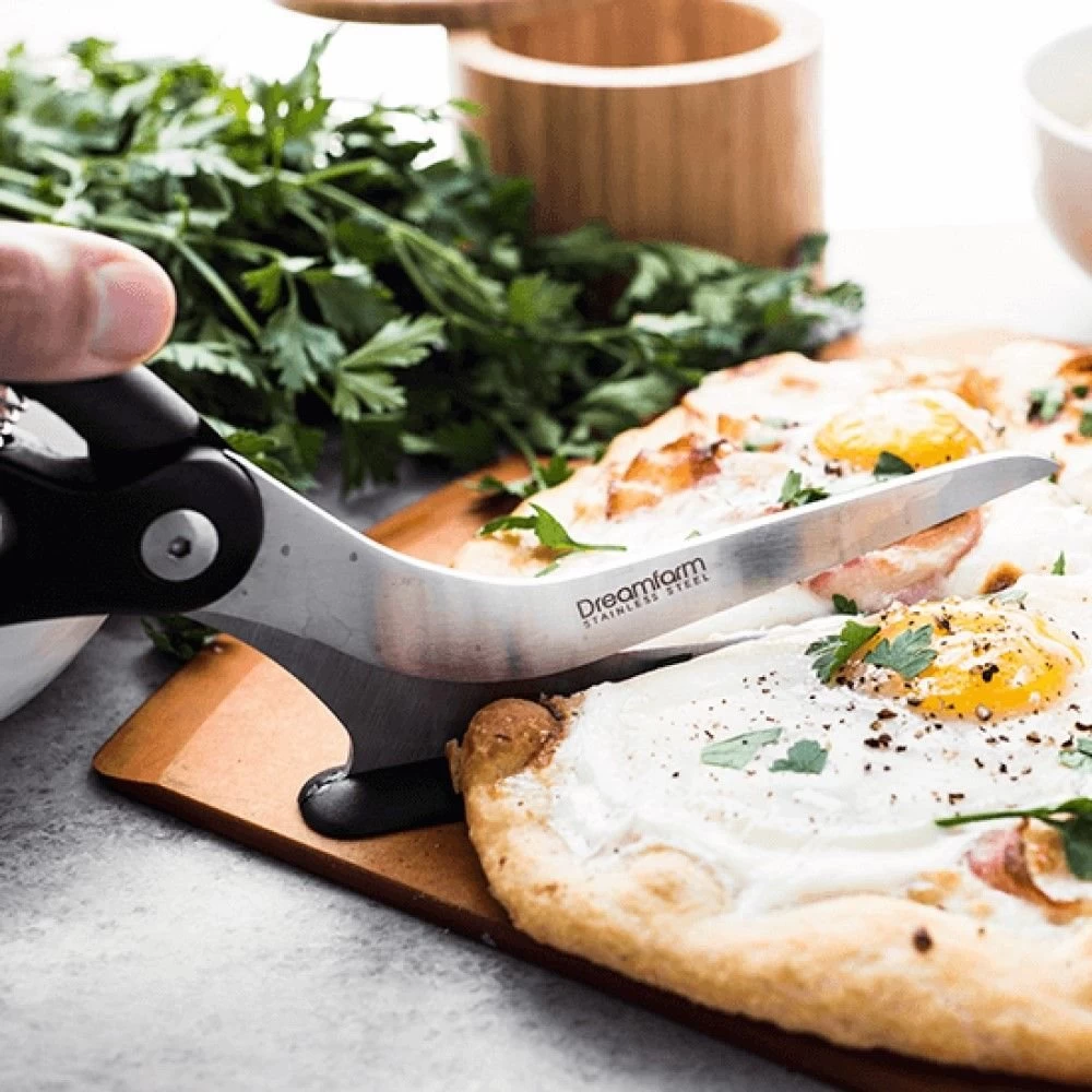 Dreamfarm Scizza Pizza Cutting Scissors | Black 8 Dreamfarm Scizza Pizza Cutting Scissors | Black - Image 6