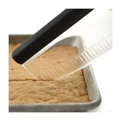Norpro Grip-EZ Pizza And Dessert Slicer -Cookware & Knives Shop 5690 cutpastryw 1
