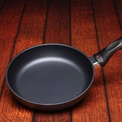 Swiss Diamond | HD Fry Pan - 7" "Try Me" -Cookware & Knives Shop 6418 1 2017 10 27 20 11 39 utc