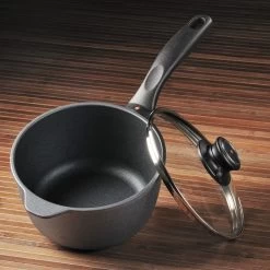 Swiss Diamond | HD Sauce Pan With Lid - 7" (2.2 Qt.) -Cookware & Knives Shop 6718c wood 2017 10 27 20 11 39 utc