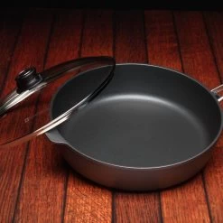 Swiss Diamond | HD Sauté Pan With Lid & Stainless Steel Handle - 12.5" (5.8 Qt.) -Cookware & Knives Shop 6732c 1 2017 10 27 20 11 39 utc