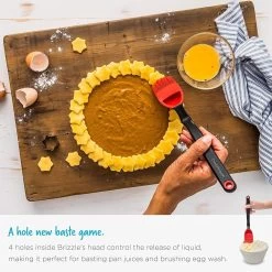 Dreamfarm Brizzle Silicone Basting Brush | Black -Cookware & Knives Shop 812hh1tikfl. ac sl1500