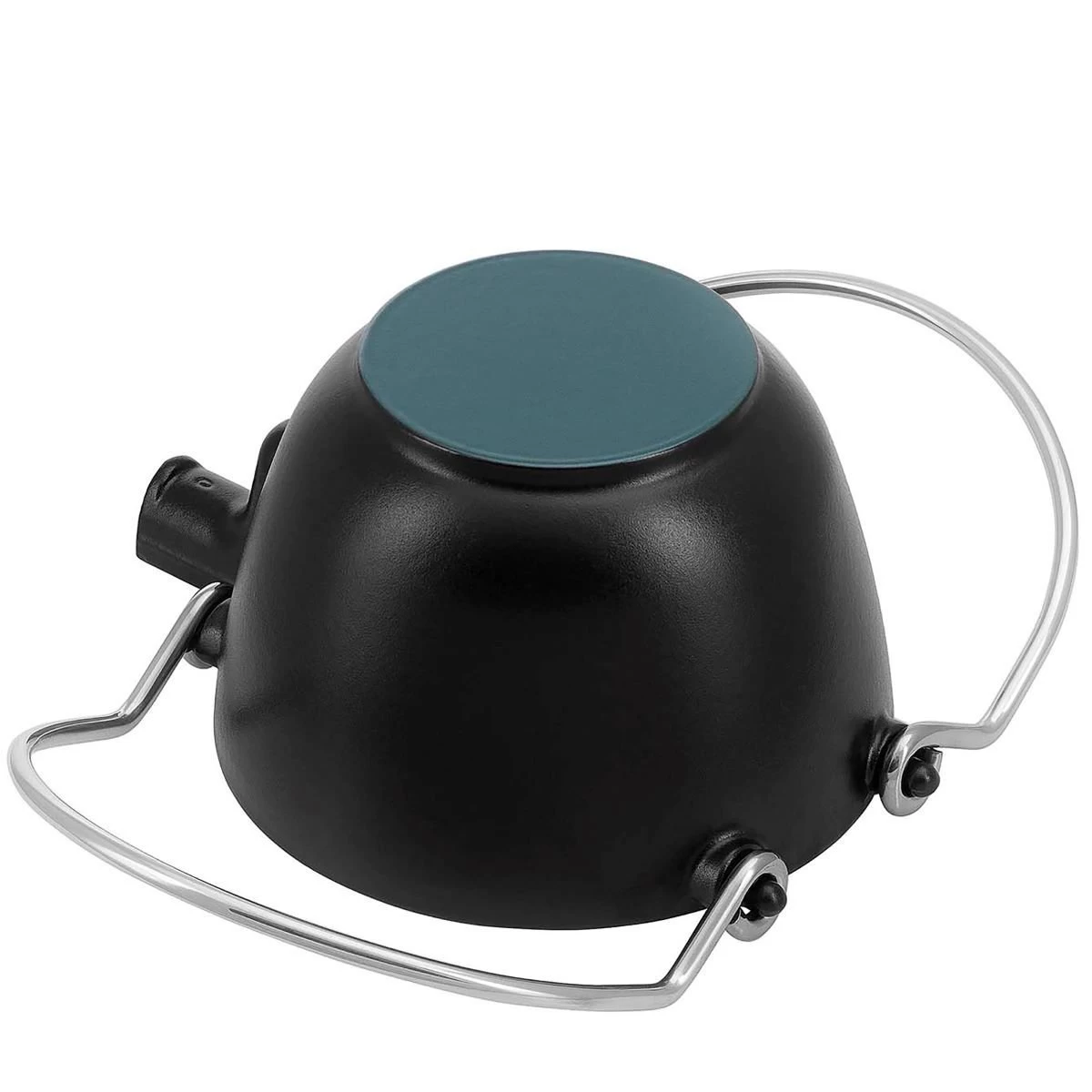 Staub 1 Qt. Round Tea Kettle | Matte Black 5 Staub 1 Qt. Round Tea Kettle | Matte Black - Image 3