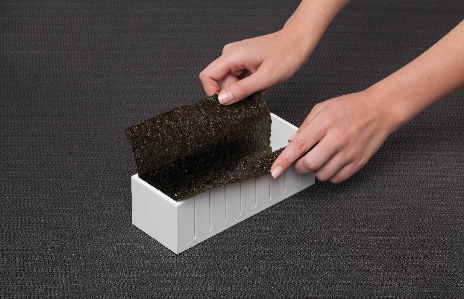 Helen's Asian Kitchen Sushi Making Kit 8 Helen's Asian Kitchen Sushi Making Kit - Image 6