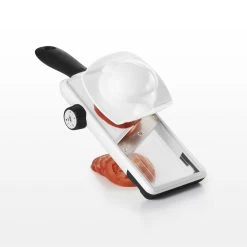 OXO Adjustable Hand-Held Mandoline Slicer -Cookware & Knives Shop gg 11135900 1d