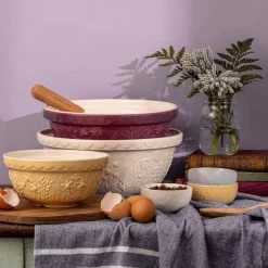 Mason Cash In The Meadow S18 Mixing Bowl | Daisy -Cookware & Knives Shop in the meadow mixing bowls