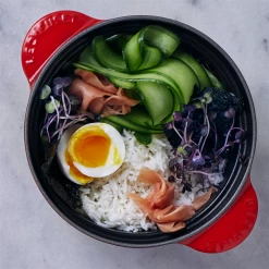 Le Creuset Cast Iron Rice Pot | Cerise/Cherry Red 16 Le Creuset Cast Iron Rice Pot | Cerise/Cherry Red -Cookware & Knives Shop lifestylecerise