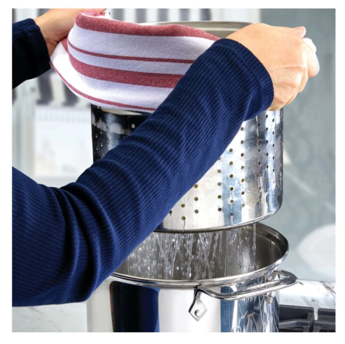 All-Clad Stainless Steel Multicooker | 8 Qt. 6 All-Clad Stainless Steel Multicooker | 8 Qt. - Image 4