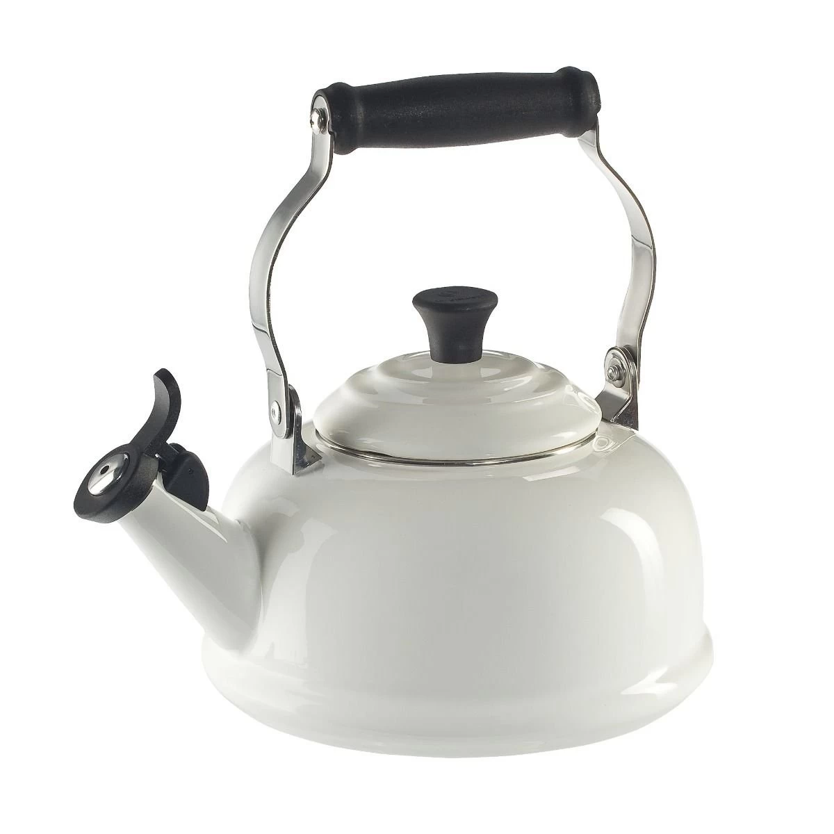 Le Creuset 1.7 Qt. Classic Whistling Kettle | White 3 Le Creuset 1.7 Qt. Classic Whistling Kettle | White