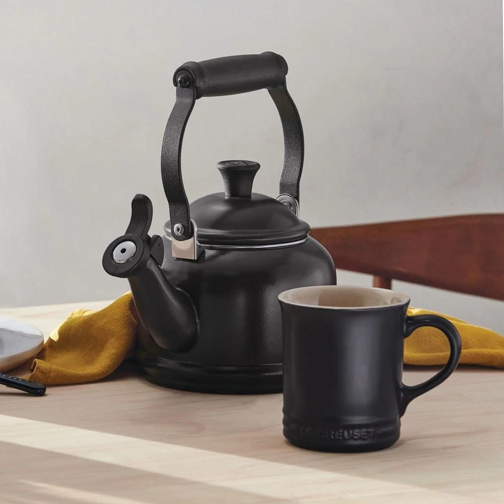 Le Creuset 1.25 Qt. Demi Kettle Tea Pot | Licorice 4 Le Creuset 1.25 Qt. Demi Kettle Tea Pot | Licorice - Image 2