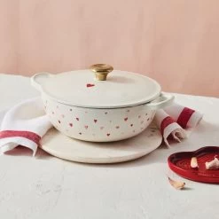 Le Creuset L'Amour 2.75 Qt. Enameled Cast Iron Soup Pot With Gold Knob & Heart Applique | White -Cookware & Knives Shop rs13359 201020 lecreuset lamoursouppot 0423 ret