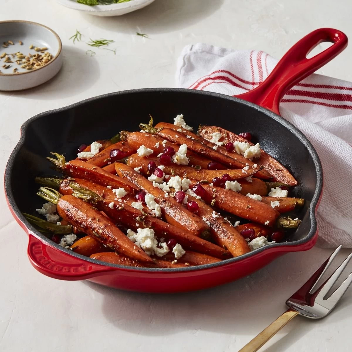 Le Creuset 9" Classic Skillet | Cerise 7 Le Creuset 9" Classic Skillet | Cerise - Image 5