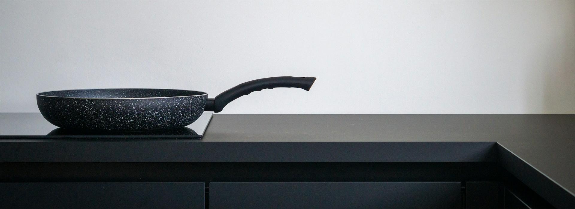 Cookware & Knives Shop -Cookware & Knives Shop sven brandsma jfUW60RvpyY unsplash