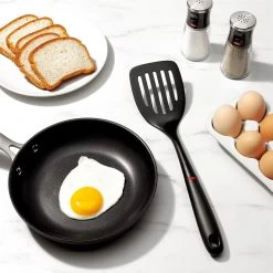 OXO Nonstick Pro | 8” Frypan 6 OXO Nonstick Pro | 8” Frypan -Cookware & Knives Shop sw 1040612 9