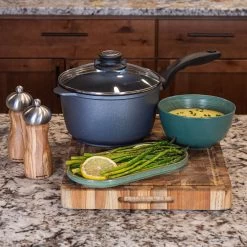 Swiss Diamond | HD Sauce Pan With Lid - 6.3" (1.4 Qt.) -Cookware & Knives Shop swiss diamond lifestyles square 0006 swiss diamond lifestyles 2022 3260