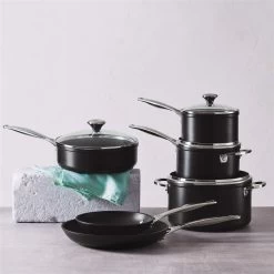 Le Creuset 10-Piece Cookware Set | Toughened Nonstick Pro -Cookware & Knives Shop tnsp0010e