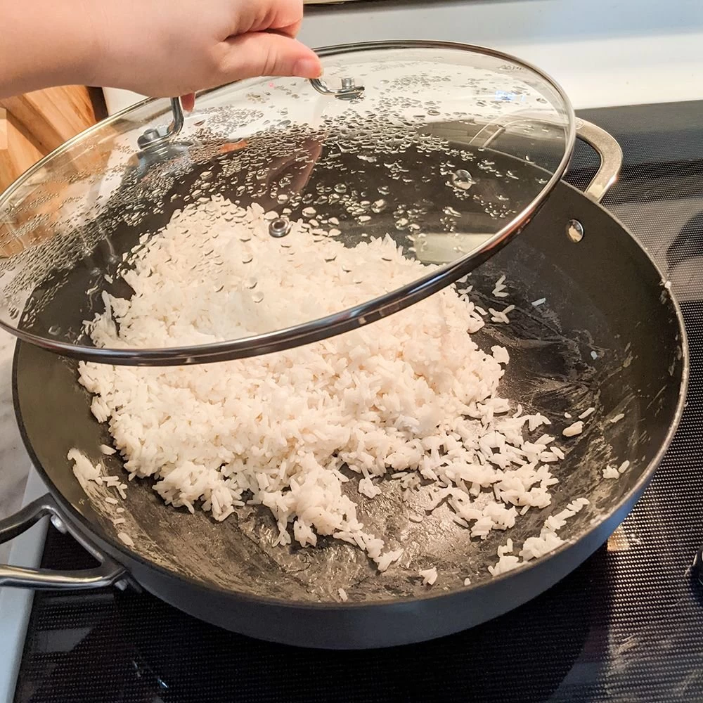 Swiss Diamond | Hard Anodized Induction 12.5" Nonstick Wok With Glass Lid 4 Swiss Diamond | Hard Anodized Induction 12.5" Nonstick Wok With Glass Lid - Image 2