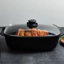 Swiss Diamond | XD Roaster With Lid - 13" X 8" (5.3 Quart) -Cookware & Knives Shop xd61033c v10