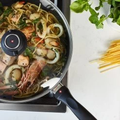 Swiss Diamond | XD Induction Saute Pan With Lid - 11" 7 Swiss Diamond | XD Induction Saute Pan With Lid - 11" -Cookware & Knives Shop xd6728c 1 67444.1614693671